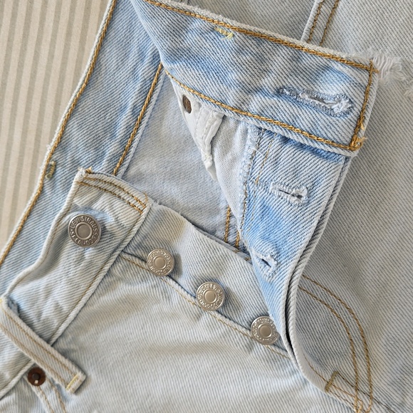 Levi's short - Picture 3 of 3